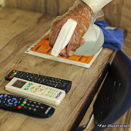 Oyo Flagship 81486 Hotel Mahalaxmi Guesthouse ニューデリー エクステリア 写真